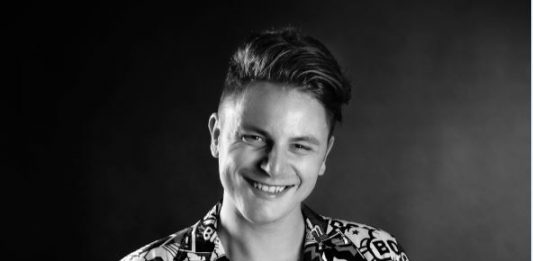 La “Silvia” di Emanuele Venturioli, cantautore messinese