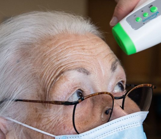 Lavorare “in nero” in RSA al tempo del Covid, blitz della GDF in una struttura di Taormina