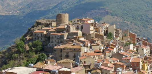 Castel di Lucio: un positivo al covid, trenta in isolamento compreso il sindaco