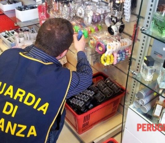 Guardia di Finanza: sequestrati 145.000 prodotti cinesi dannosi alla salute