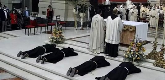 Frati Minori per sempre per testimoniare la gioia tra la gente
