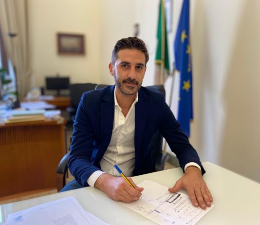 Sicilia Zona Arancione, Villarosa a Musumeci “invece di attaccare Governo pensi a quanto fatto in questi mesi”