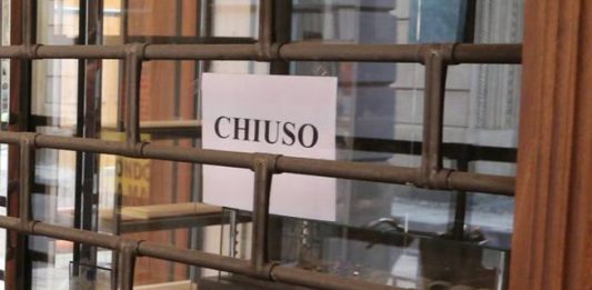 Il “coprifuoco” disposto dal Sindaco: ecco i dettagli dell’ordinanza