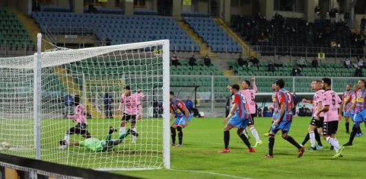 Derby di Sicilia: finisce con un pari Palermo-Catania