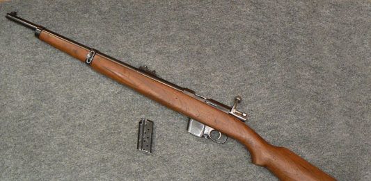 Messina, andava in giro con una carabina in Via Catania; Polizia lo denuncia