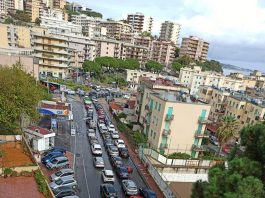 Drive-in tamponi, viabilità bloccata all’Annunziata; Laimo “si può spostare a Giostra”