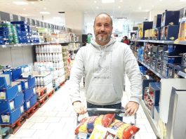 #isamupubbirazzu al fianco di Invisibili Onlus: “Puliamo la città e aiutiamo le famiglie bisognose”