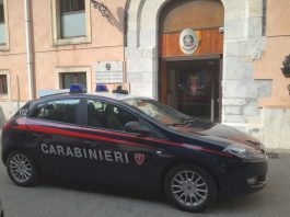 Furci Siculo: tentano di disfarsi della cocaina lanciandola dalla finestra. Arrestati dai Carabinieri.