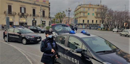 Controlli straordinari dei Carabinieri: due arresti, una denuncia e sanzioni per violazioni alla normativa “anti-covid”