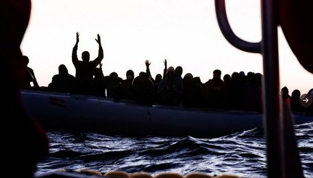 Murale imbrattato con frase razzista. Croce (FdI): “Non chiederò scusa per aver condannato un gesto ignobile”