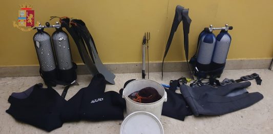 Pesca illegale. Denunciati e sanzionati due sub. Il pescato va in beneficenza