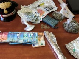 Nonna e nipote dediti allo spaccio a Giostra: in tre arrestati