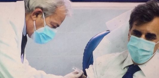Al via la campagna vaccinale al Policlinico, tra i primi a riceverlo il Rettore e i vertici dell’AOU
