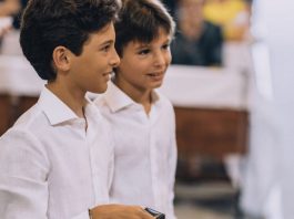 Davanti alla Prefettura il “Giardino degli Angeli, in memoria di Francesco Filippo e Raniero”