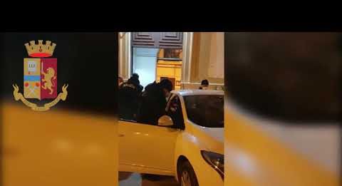 Messina, marijuana al posto dell’ammalato: sequestrata ambulanza (video)