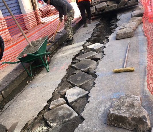 Fibra ottica in Via dei Mille, appello accolto “ripristinato il basolato”