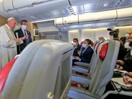 Papa in Iraq: “La migrazione è un diritto doppio, gli iracheni non hanno nessuno dei due”