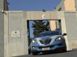 Evade i domiciliari, arrestato