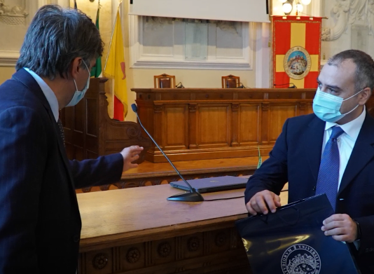 UniMe, riparte la campagna solidale #donaunoradeltuolavoro