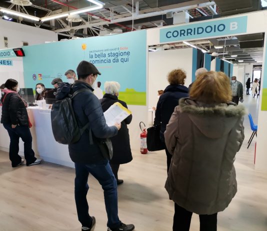 Vaccini: oggi all’hub in Fiera 413 inoculazioni
