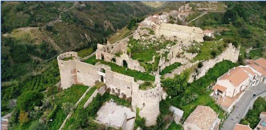 Dissesto idrogeologico, Venetico: pubblicata gara per mettere in sicurezza la collina del castello