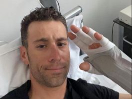 ‘Farò di tutto per essere al Giro’, Vincenzo Nibali oggi si opera al polso