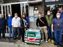 Petizione “Nessun profitto sulla pandemia”, anche a Messina sotto la sede della Cisl la raccolta delle firme