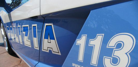 La Polizia di Stato arresta ladro in azione. Sorpreso a rubare presso un’attività commerciale cittadina