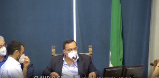 Scontro in Consiglio tra Musolino/Previti e il Presidente Cardile, la nota