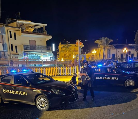 Giardini Naxos, sospeso locale con lavoratori in nero