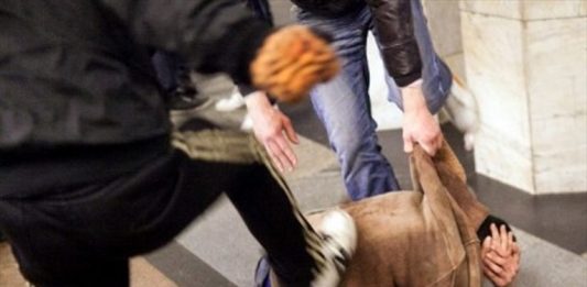 Rapinano un uomo in via dei Mille, tutti minorenni