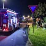 Giammoro, auto si ribalta. I Vigili del Fuoco estraggono persona incastrata tra le lamiere