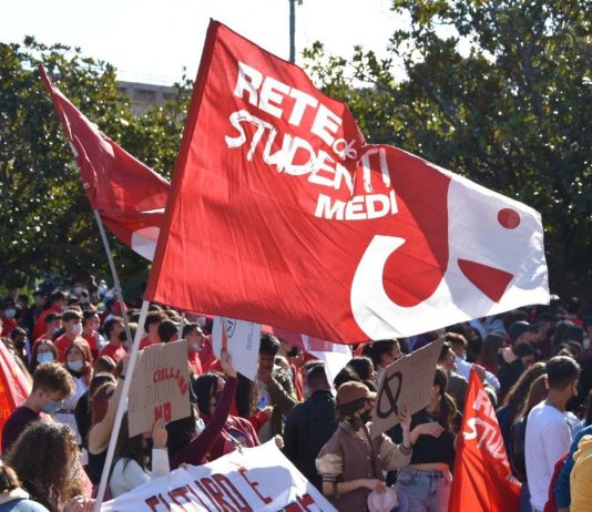 Ritorno a scuola, Rete degli Studenti Medi preoccupata per i contagi