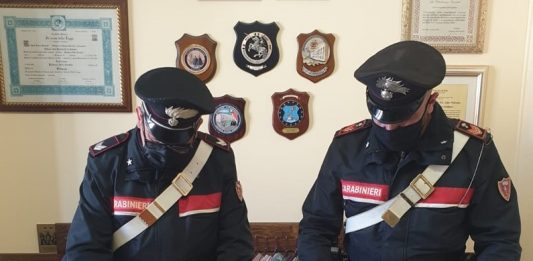 Taormina: nascondeva a casa oltre un chilo di marijuana e dosi di cocaina, 34enne arrestato dai Carabinieri