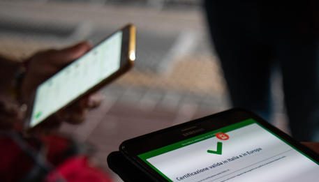 Super Green Pass anche per attraversare lo Stretto di Messina e per le Isole Minori. C&T: “Nessun disagio, il sistema dei controlli ha retto perfettamente”