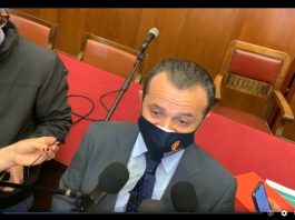 De Luca saluta la stampa “Lunedì notte mi dimetto e avrete il candidato Sindaco”