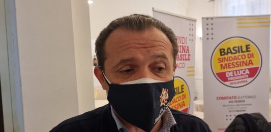 Consulenze di De Luca, Coalizione Civica: “come ha fatto a maturare 3 milioni mentre era Sindaco?”