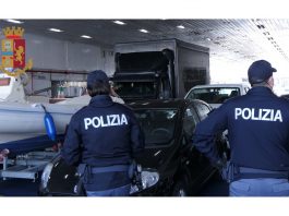 Polizia, intensificati i controlli sui traghetti per contrastare il traffico di droga