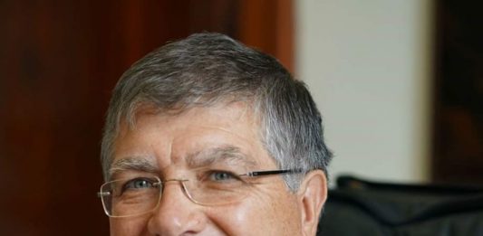 #Eleme2022, è ufficiale, Franco De Domenico è il candidato del Centrosinistra compatto