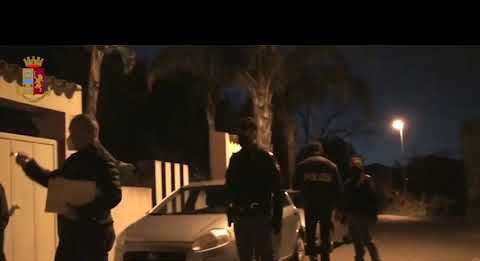 Barcellona P.G. : 12 misure cautelari a imprenditori e gestore di un patronato per favoreggiamento