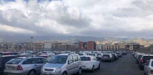 Cavalcavia destinato a posteggio a pagamento per sole autovetture, Uil: “scelta insensata”