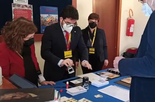 Poste Italiane celebra Gazzetta del Sud con gli annulli filatelici, stasera Mattarella a Messina