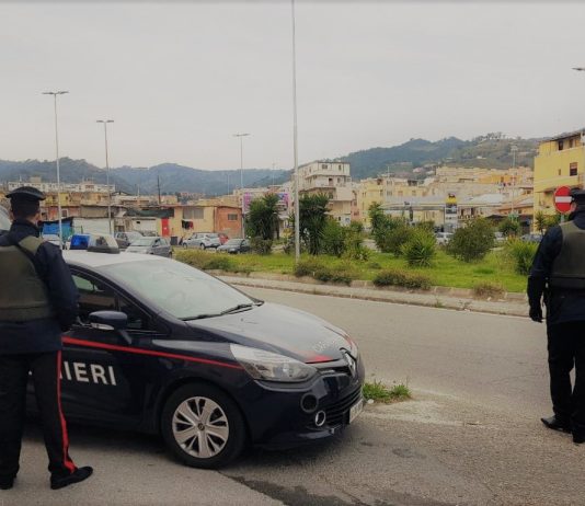 Tiene marijuana in casa, arrestato dai Carabinieri