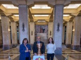 Giro d’Italia, Il “Trofeo Senza Fine” a Palazzo Zanca