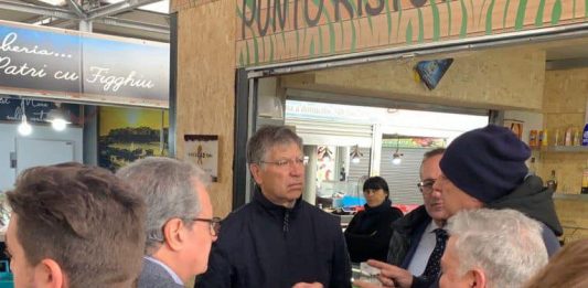 Nuovo mercato Zaera, M5s: «L’ennesima incompiuta di Cateno De Luca»