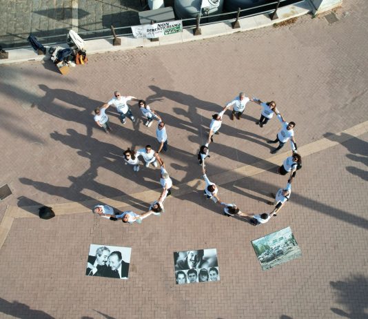 Anniversario Capaci, ieri il flash mob dei Grilli dello Stretto per ricordare Falcone