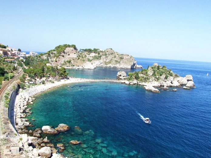 Isola-bella-taormina