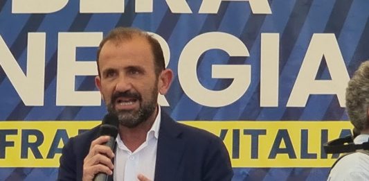 Rolex, mazzette e una laurea alla funzionaria: i retroscena dell’inchiesta su Maurizio Croce