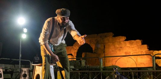 “Storie di Liolà” e il teatro è libertà per i detenuti di Gazzi: a Tindari una notte memorabile