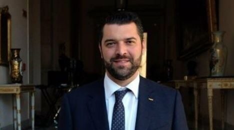 Ex Ferrotel ed ex Servirail fermi al palo. De Luca (M5S): «Intollerabile l’inerzia di Regione e Cas»
